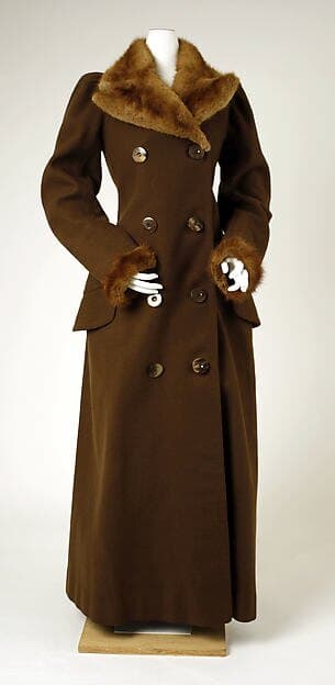 Brown wool coat with fur trim, made in Britain around 1891